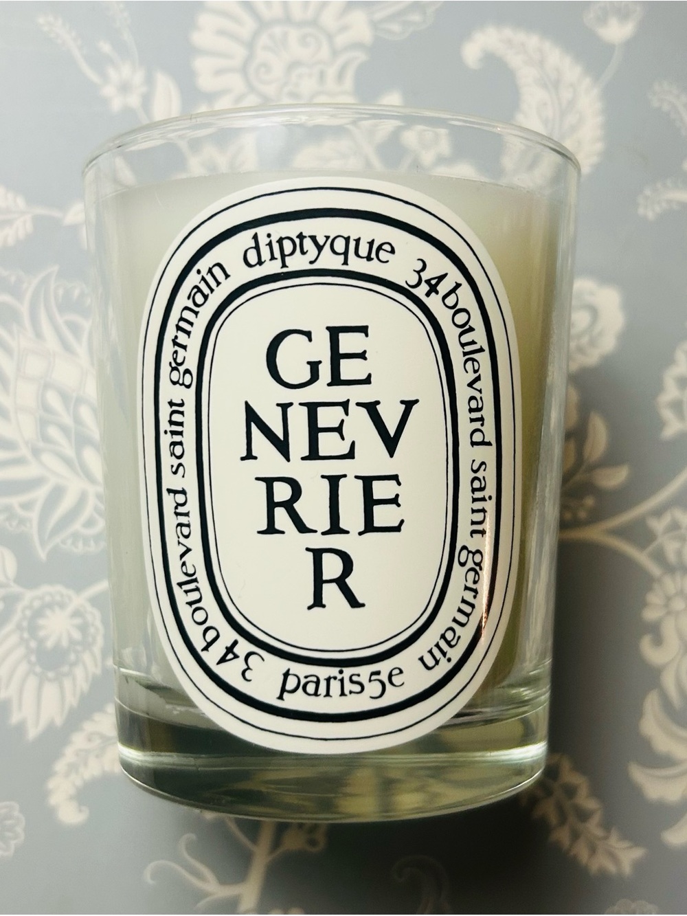 Diptyque large 6.7oz classic fragranced candle Genevrier made in France